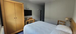 Logis Hotel Restaurant Le Cygne