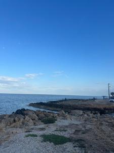 Airport Sea View - House