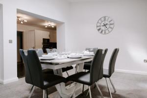 Gadbridge - 3 Bedroom House, parking and garden!