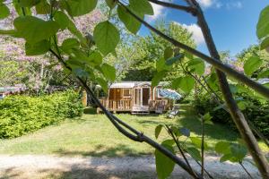 Maisons de vacances Mobilhome avec terrasse 4 personnes : photos des chambres