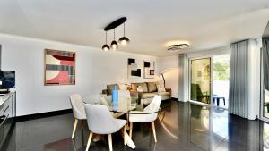 Monte Verde A,Lar Linda - CD 293 Cleverdetails, Sleeps 2 adults and 2 children, 4 salted water pools