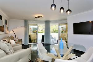 Monte Verde A,Lar Linda - CD 293 Cleverdetails, Sleeps 2 adults and 2 children, 4 salted water pools