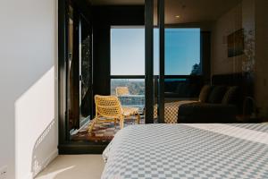 Skyone Lux 2Bed room Aprt in BoxHill with car park