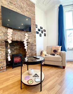 1 BDR Flat- Harry Potter Themed