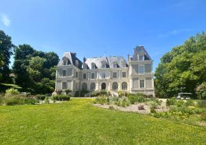 B&B / Chambres d'hotes Chateau de Saint-Bohaire : photos des chambres