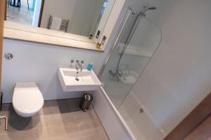 Luxurious 1 bed RWY apartment