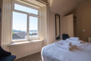 Double Room with Sea View room in Strathnaver Guest House