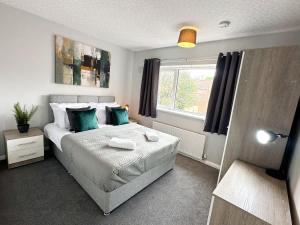 Corfe House by Blue Skies Stays