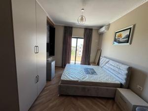 Resilient ApartHotel