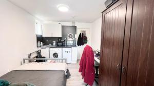 Cosy Studio - London