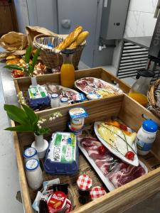 Maisons de vacances Le Lavandin Gite familial 10 -12p : Maison 7 Chambres