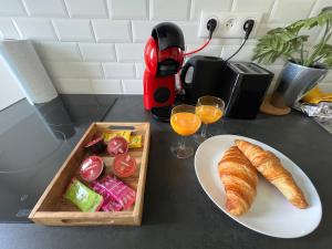 Appartements Studios Izicozy I Confort et jardin en ville, proche gare I 2 et 4 pers : Studio Standard