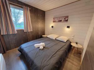 Campings Chalet 4 etoiles - Piscine - eehefh : photos des chambres