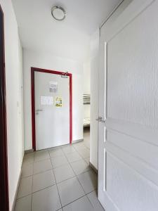 3313-Appartement 8 couchages avec piscine