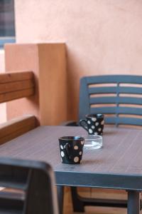 3 min de Guéliz - Appart avec balcon , vue piscine