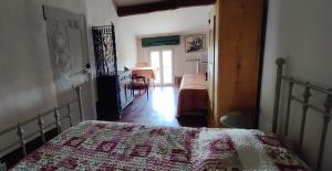 Studio dans village provençal