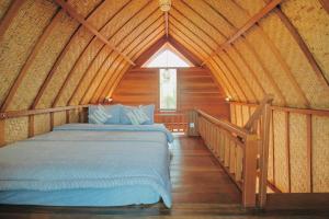 Murna Villa 2, a modern Balinese wooden house with 360 GWK view