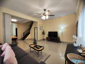 3Bed 2Bath, Pet friendly, 5min drive to BTS Udomsuk