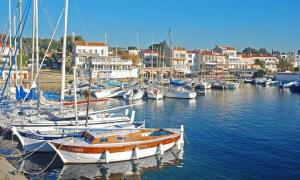 Appartements La Pinede entre village et plage Saint Cyr sur Mer : photos des chambres