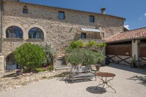 Maisons de vacances Gite l'olivier au mas Dujau : photos des chambres