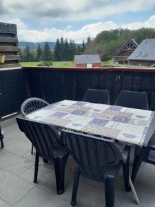 Maisons de vacances Maison accueillante a La Salvetat-sur-Agout avec terrasse : photos des chambres