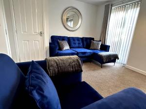 Dale House by Blue Skies Stays