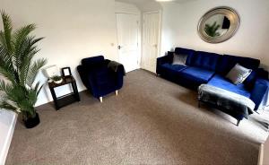 Dale House by Blue Skies Stays