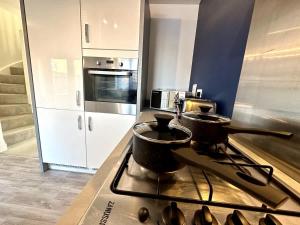 Park House by Blue Skies Stays