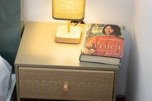 Vicolo Trevi Apartment by Rental in Rome