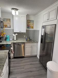 Beach Lovin 1 BR, handicap access, pets ok