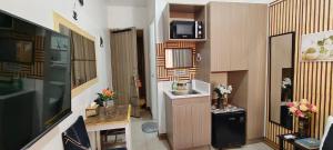 JJMC HOMESTAY 32 With Netflix and Unli Wifi