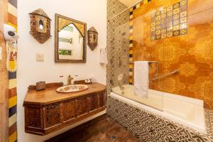 OYO Casa Anzures Mexico City