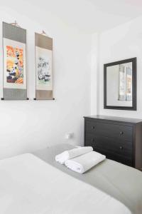 Spacious 2 Bedroom Apartment In Central Near tube