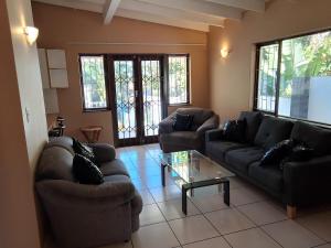 Cozy 2 bedroom cottage