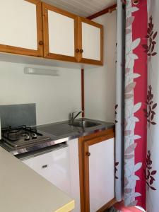 Campings Camping l'Olivier Junas : Chalet 2 Chambres (5 Personnes)