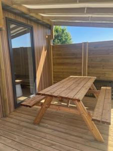Campings Camping les vergers de Squividan *** : photos des chambres