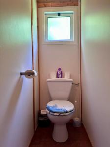Chalets Chalet de 4 pers - Lac de Miel a 500m - Beynat - Parking Piscine : photos des chambres