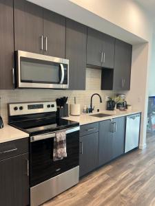 The sunset loft apartment FREE parking