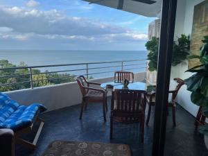 PALM PAVILION HUA HIN, APPARTEMENT 2 CHAMBRES avec TERRASSES SUR LA MER