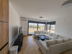 Airport sunset apartment - Ubytování bez kategorie ve městě Ledine