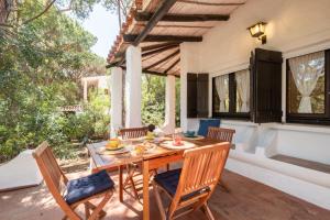 Splendida villa nella natura a 200 m dal mare