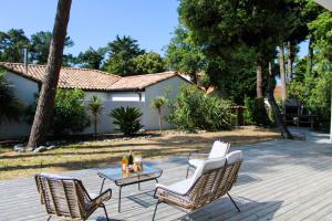 Villas La Villa Pinede avec SPA a 5 minutes de la mer : photos des chambres