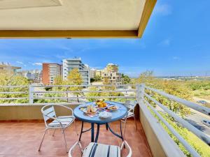 Portimão Riverview 2 With Pool by Homing