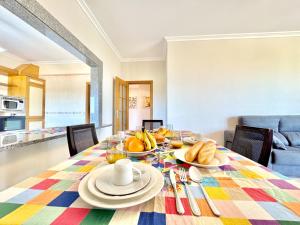 Portimao Riverview 2 With Pool by Homing