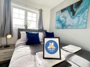 Turnstile Place by Blue Skies Stays