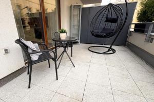 Modern Studio with Spacious Terrace Prague Anděl