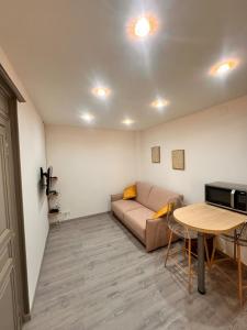 Studio 1 centre ville RDC