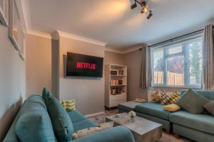 Coastal Home away from home by ADLIV