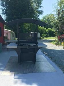Campings Camping 3 etoiles - Piscine - ccbbehi : photos des chambres