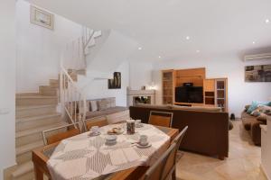 Villa Neves